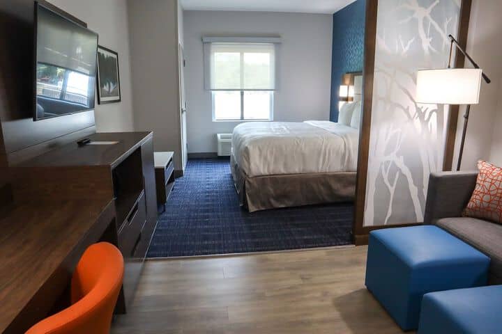 Room 9 of 59