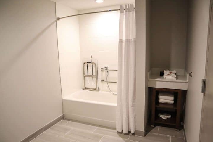 Room 15 of 59