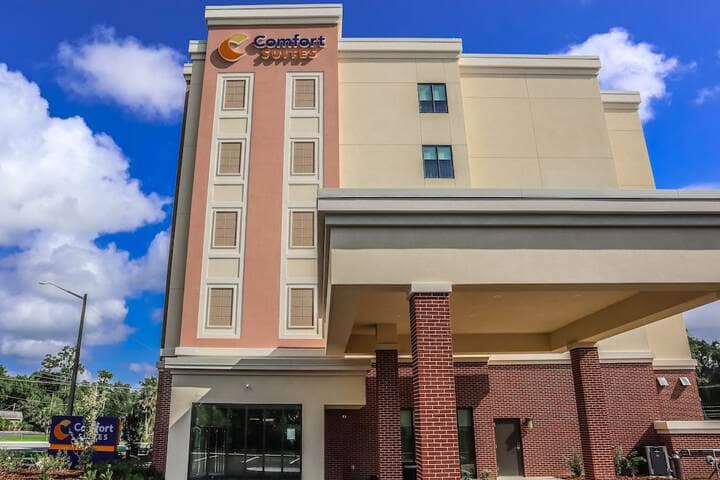 Hotel 55 of 59